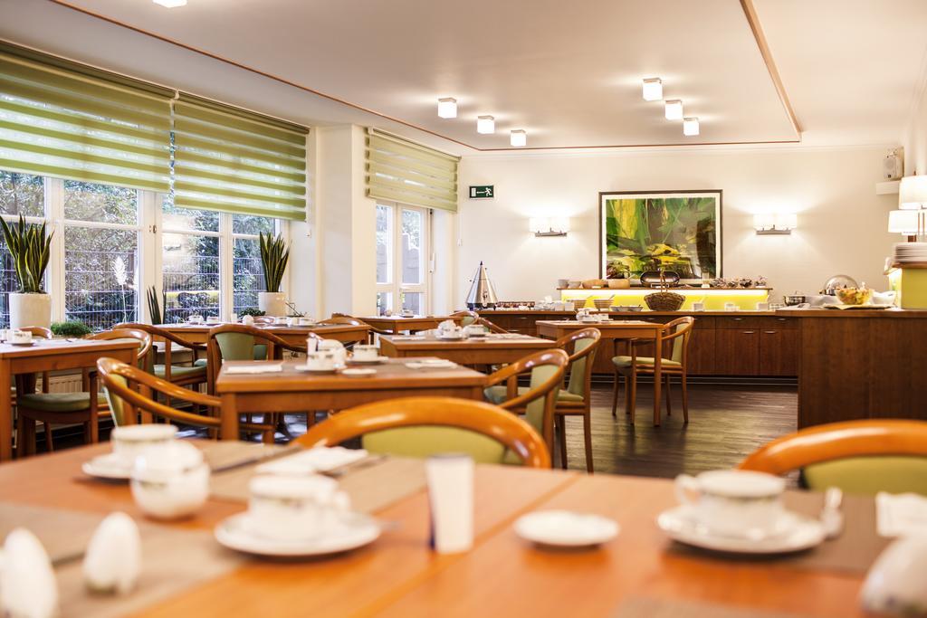 Hotel Buerer Hof غيلسنكيرشن المظهر الخارجي الصورة